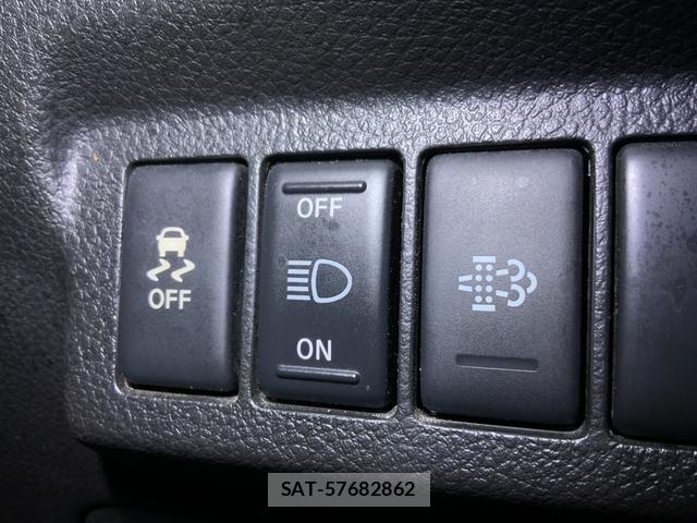 Nissan X-TRAIL 2013-08 8817400-18