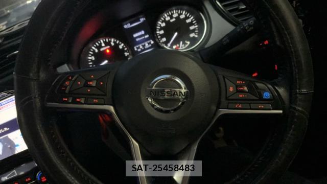 Nissan X-TRAIL 2019-01 8817717-8