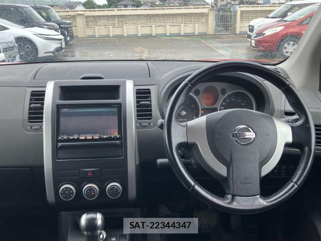 Nissan X-TRAIL 2009-09 8817726-2