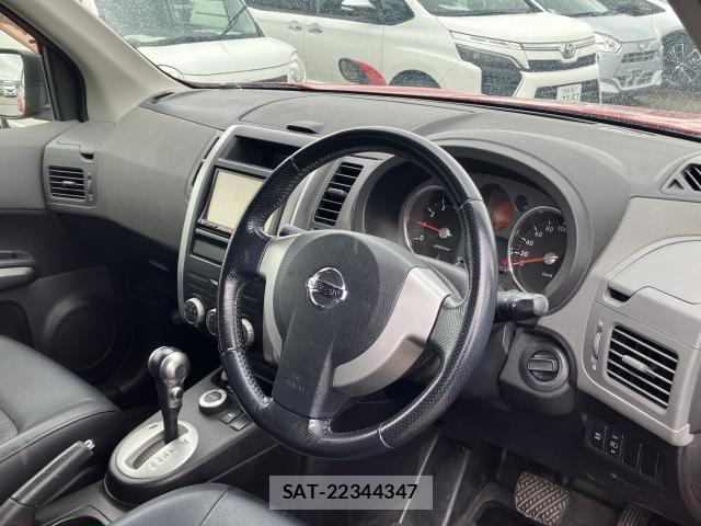 Nissan X-TRAIL 2009-09 8817726-3