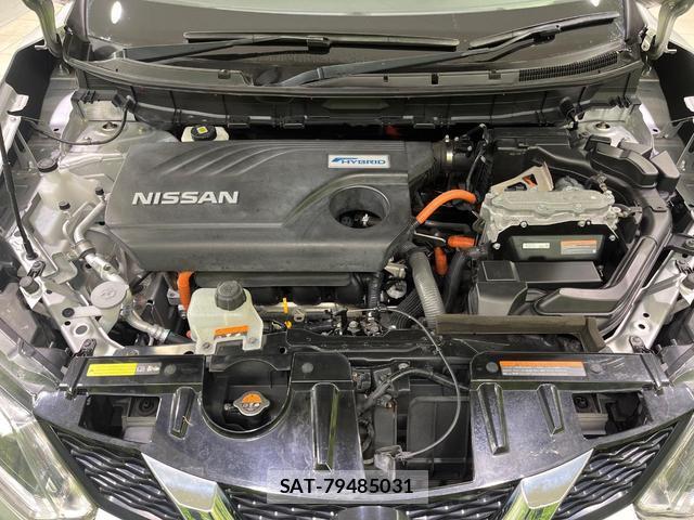 Nissan X-TRAIL 2016-06 8817828-17
