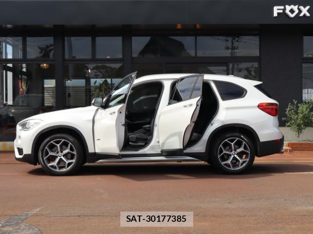 Bmw X1 2017-09 8812118-15