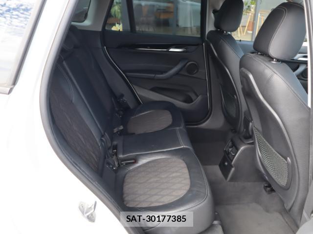Bmw X1 2017-09 8812118-5