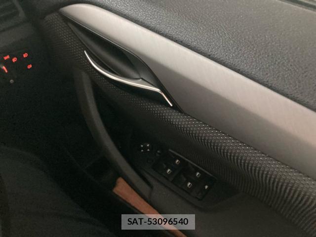 Bmw X1 2012-01 8813398-11