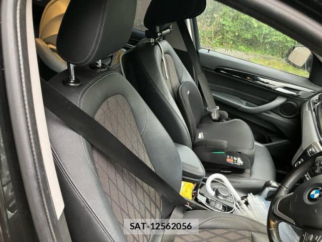 Bmw X1 2019-08 8813496-9