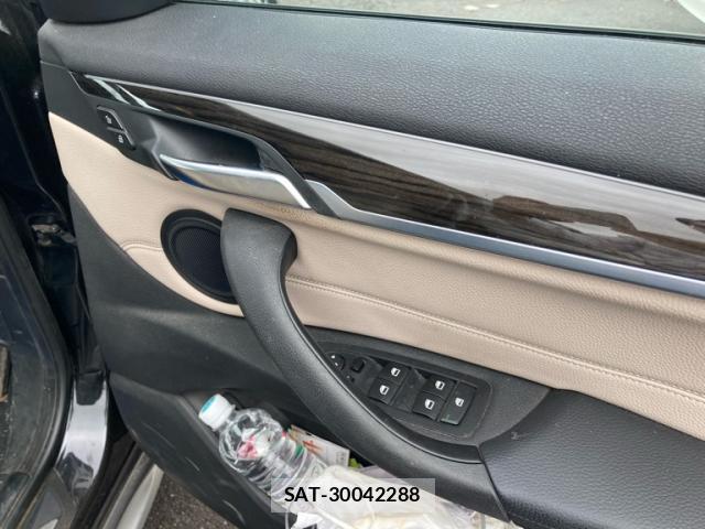 Bmw X1 2015-10 8816264-10
