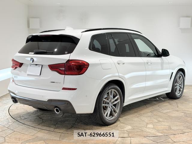 Bmw X3 2021-09 8812736-2
