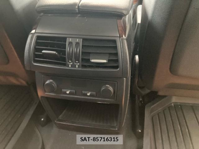 Bmw X5 2013-09 8812412-11