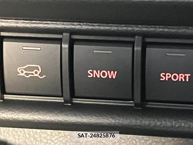 Suzuki X BEE 2026-08 8814270-18
