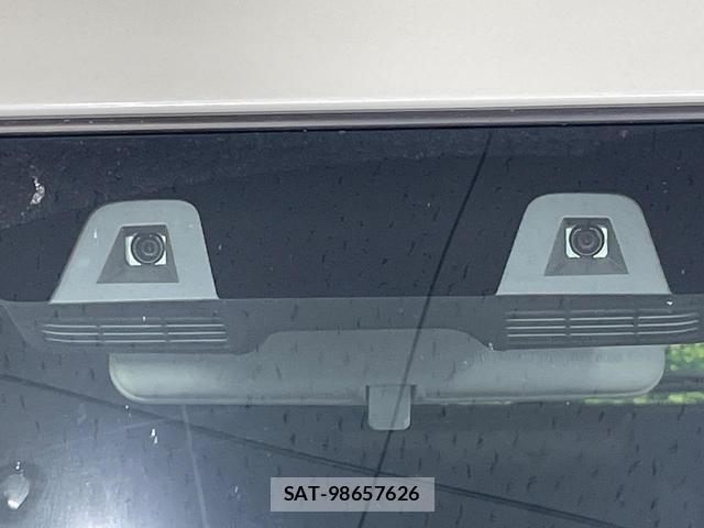 Suzuki X BEE 2022-06 8814403-4