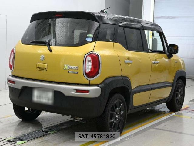Suzuki X BEE 2018-01 8815394-1