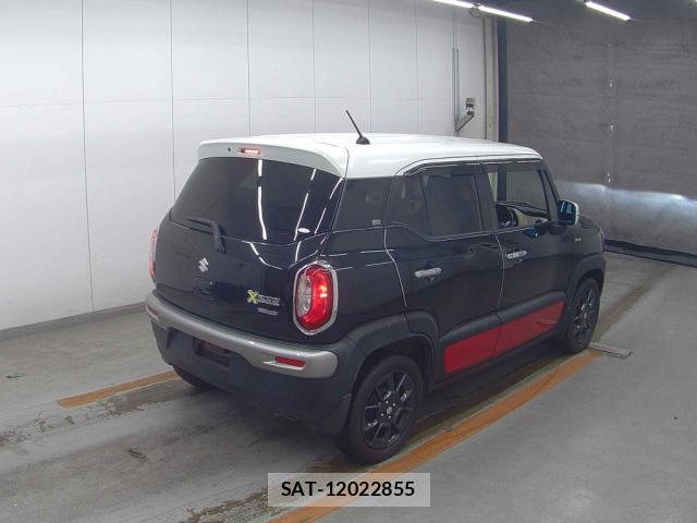 Suzuki X BEE 2021-05 8816689-1