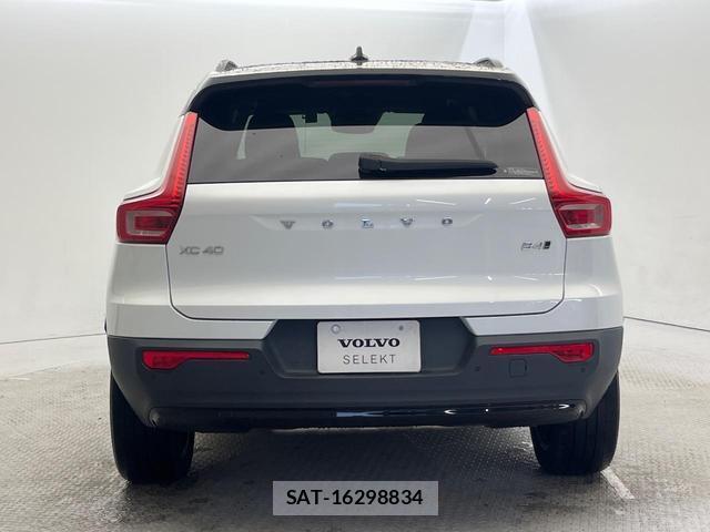 Volvo XC40 2021-08 8812146-19