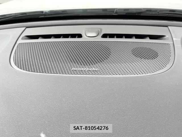 Volvo XC40 2021-12 8812152-5