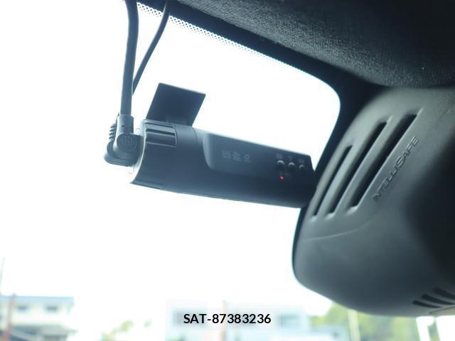 Volvo XC40 2019-03 8812162-16