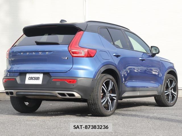 Volvo XC40 2019-03 8812162-7