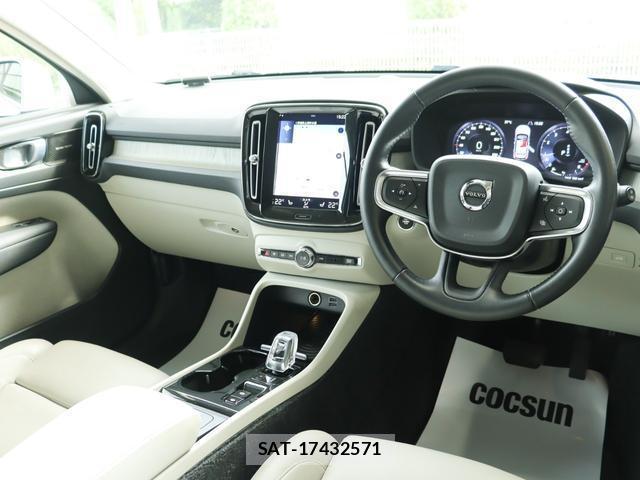 Volvo XC40 2018-11 8812168-15