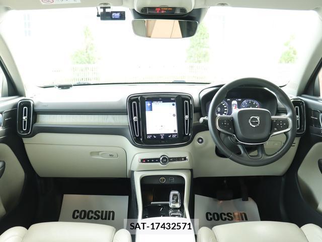 Volvo XC40 2018-11 8812168-3