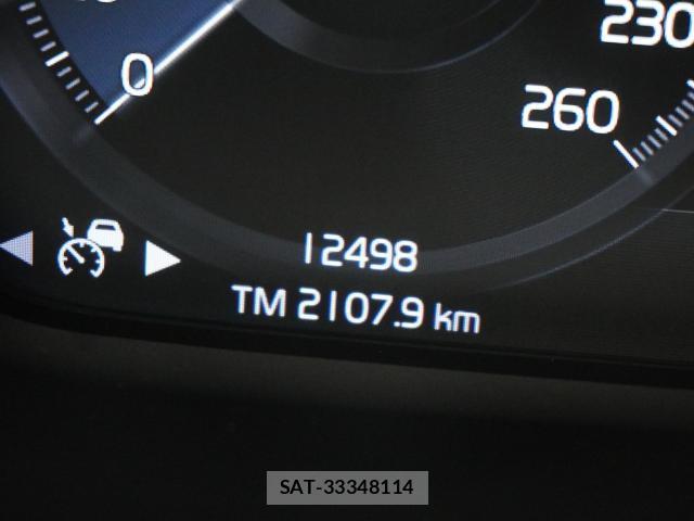 Volvo XC40 2019-11 8812947-10
