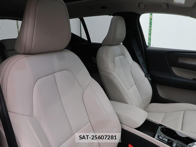 Volvo XC40 2020-09 8813223-10