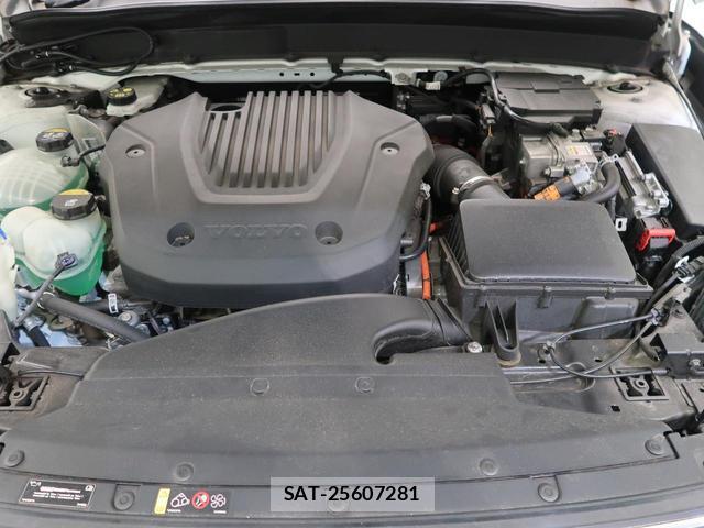 Volvo XC40 2020-09 8813223-18