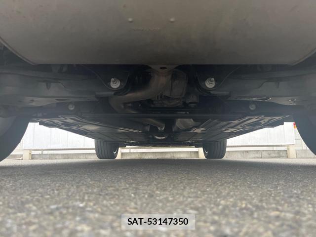 Volvo XC40 2023-09 8814480-18