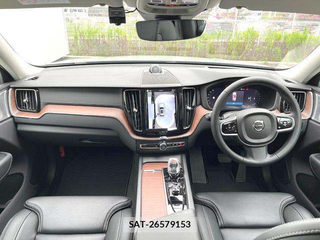 Volvo XC60 2024-08 8814356-1