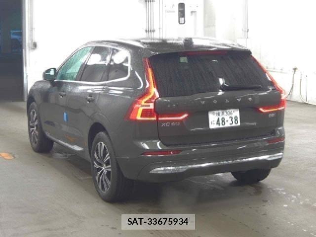 Volvo XC60 2022-02 8816228-4