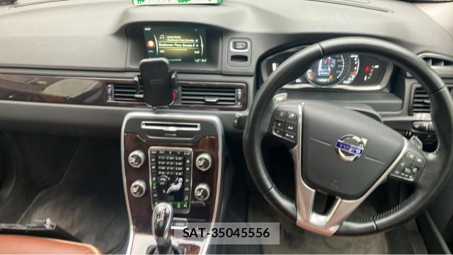 Volvo XC70 2016-05 8815489-16