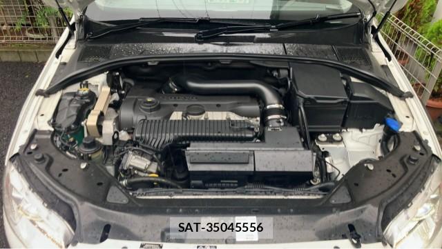 Volvo XC70 2016-05 8815489-7