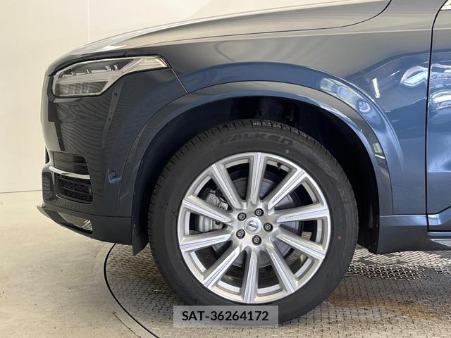 Volvo XC90 2017-07 8812145-16