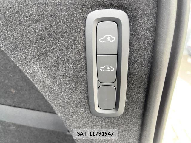 Volvo XC90 2024-03 8812154-19