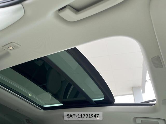 Volvo XC90 2024-03 8812154-4