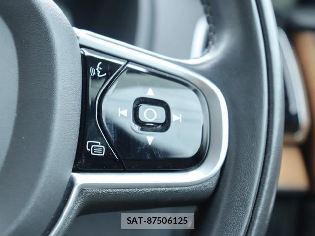 Volvo XC90 2019-12 8812171-14