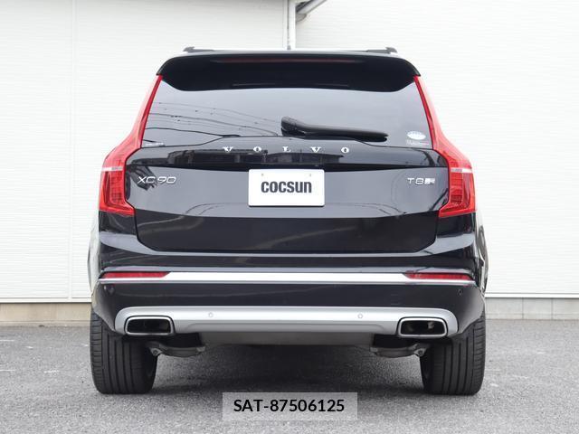 Volvo XC90 2019-12 8812171-8