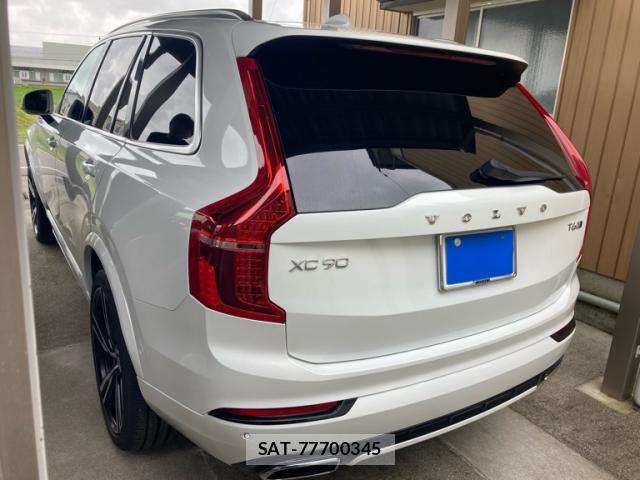 Volvo XC90 2016-08 8812530-13