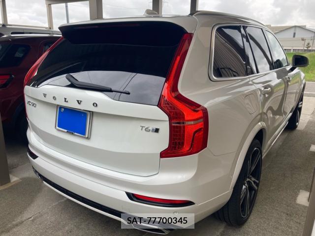Volvo XC90 2016-08 8812530-2