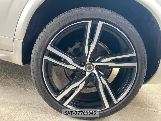 Volvo XC90 2016-08 8812530-7