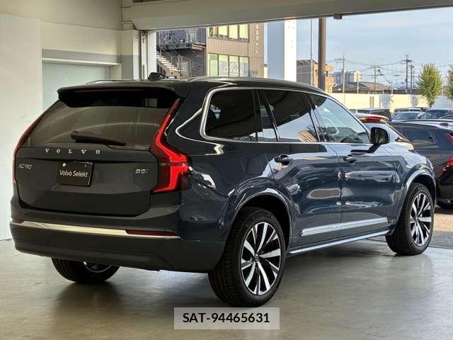 Volvo XC90 2025-09 8814280-11