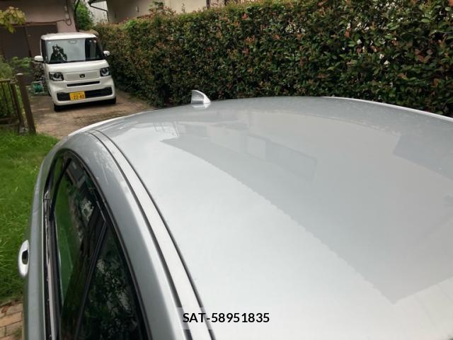 Jaguar XF 2016-06 8816239-2