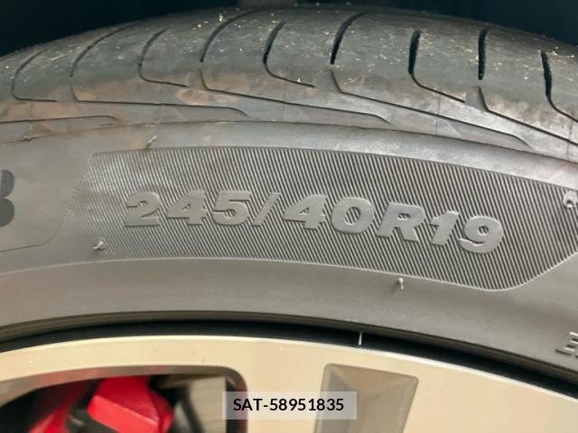 Jaguar XF 2016-06 8816239-5
