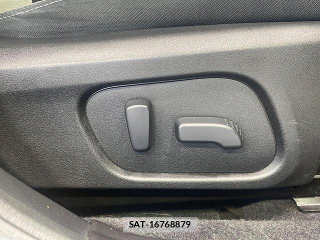 Subaru XV HYBRID 2015-10 8814396-6