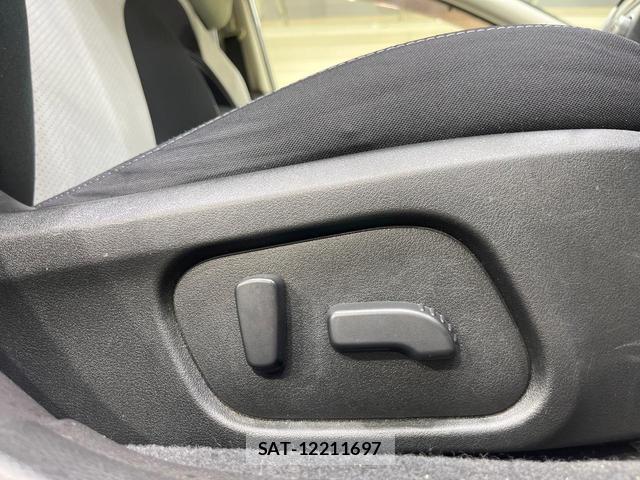 Subaru XV HYBRID 2014-02 8816454-4