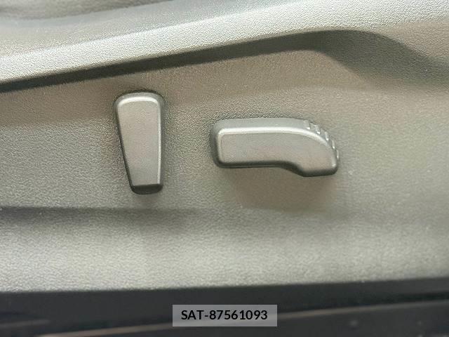 Subaru XV 2017-09 8812773-5