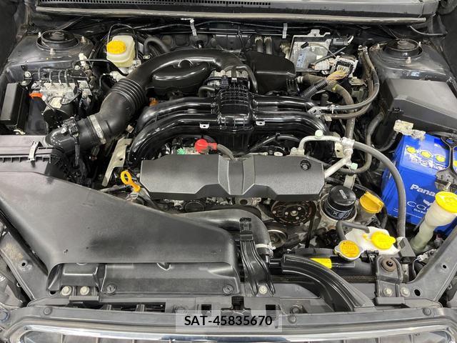 Subaru XV 2015-05 8812883-13