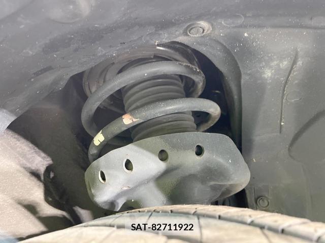Subaru XV 2016-10 8814006-19