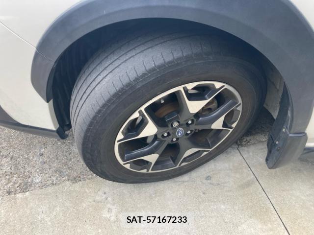 Subaru XV 2017-09 8814084-15