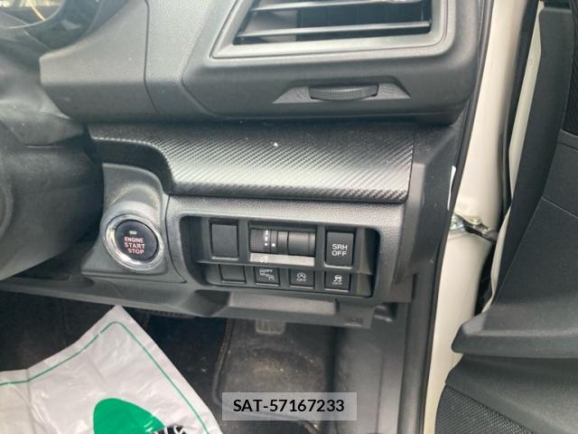 Subaru XV 2017-09 8814084-5