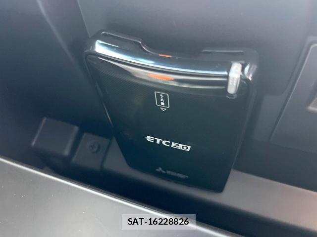 Subaru XV 2017-11 8814750-4