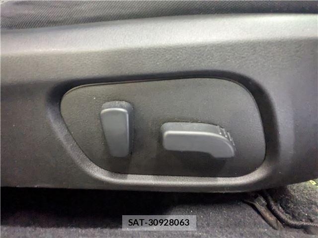 Subaru XV 2013-10 8815369-9